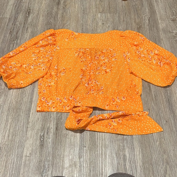 Joie Floral Button Up Crop Top With Tie Front - Picture 8 of 15